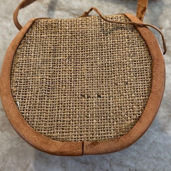 Carved Coconut Crossbody Bag - Picture 5 of 5